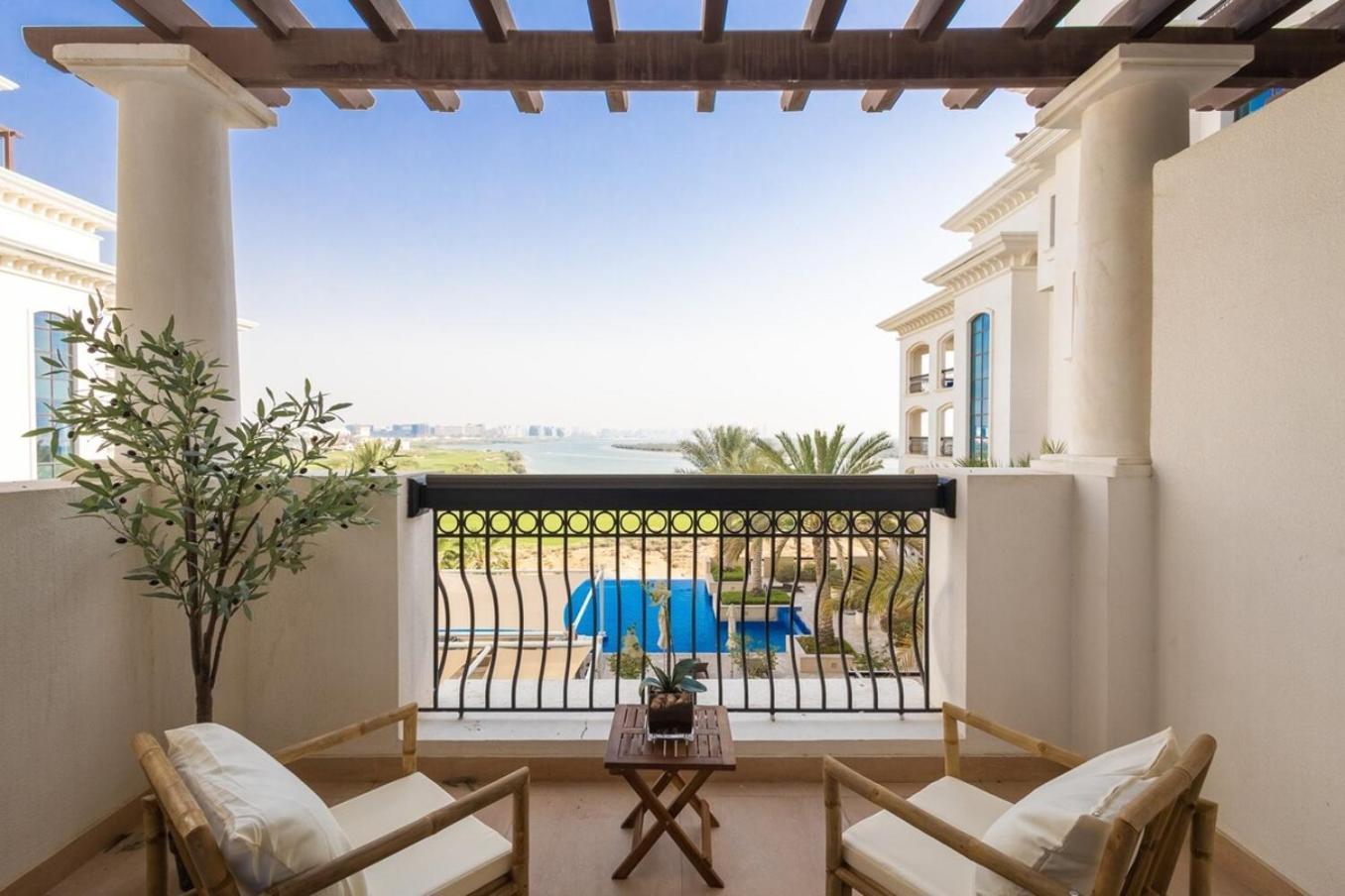 Voyage Ansam Three Bedroom With Ocean Views Abou Dabi